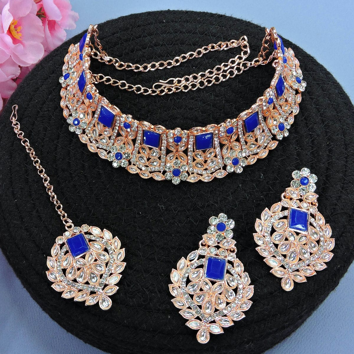Alloy Choker Necklace Set In Blue Colour VSNS1250016