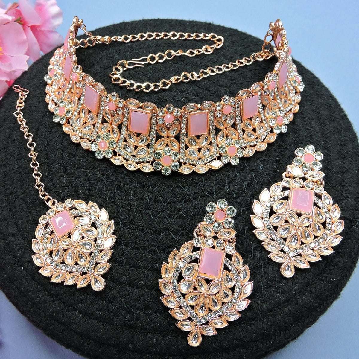 Alloy Choker Necklace Set In Pink Colour VSNS1250024
