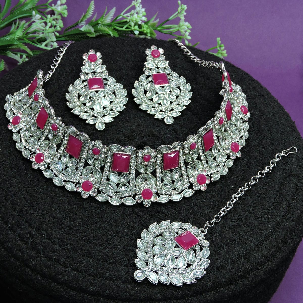 Alloy Choker Necklace Set In Pink Colour VSNS1250032