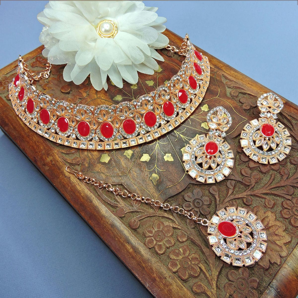 Alloy Choker Necklace Set In Red Colour VSNS1250070