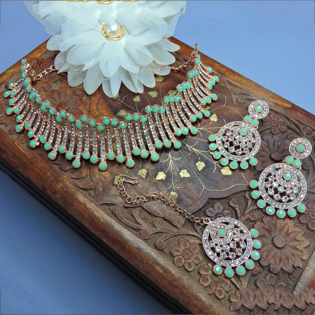 Alloy Choker Necklace Set In Sea Green Colour VSNS1250039