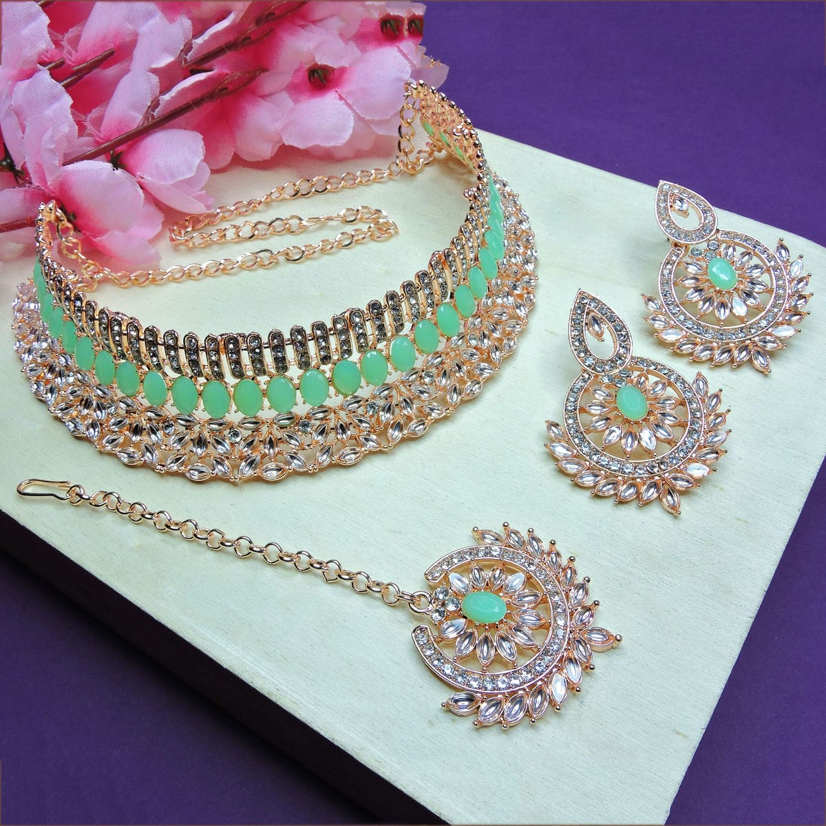 Alloy Choker Necklace Set In Sea Green Colour VSNS1250051