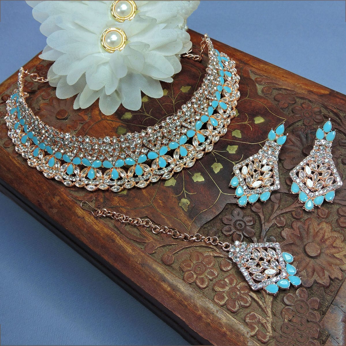 Alloy Choker Necklace Set In Sky Blue Colour VSNS1250099