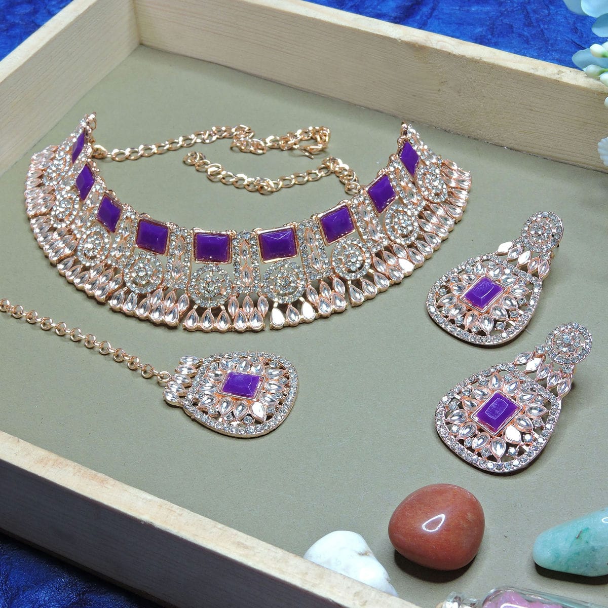 Shop Online Alloy Choker Necklace Set In Violet VSNS1250082