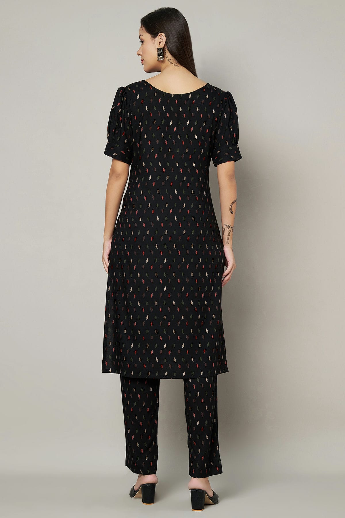 Black Colour Stitched Viscose Rayon Top and Bottom VSTP1112393