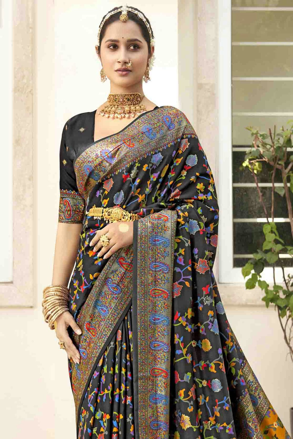 Black Colour Velvet Tussar Silk Floral Printed Traditional Sarees VSSD1113758