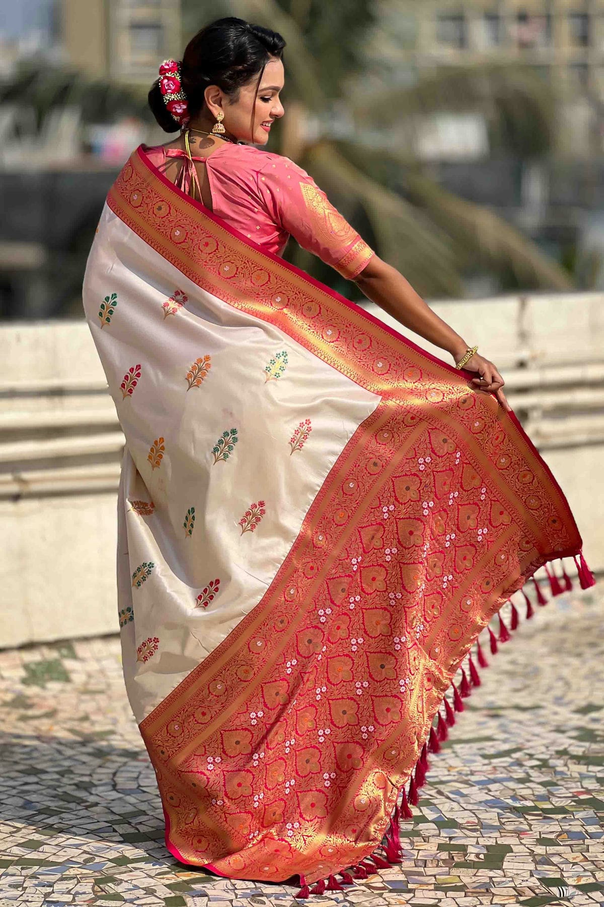 Cream Colour Soft Silk Meenakari Work Traditional Saree VSSD1113578