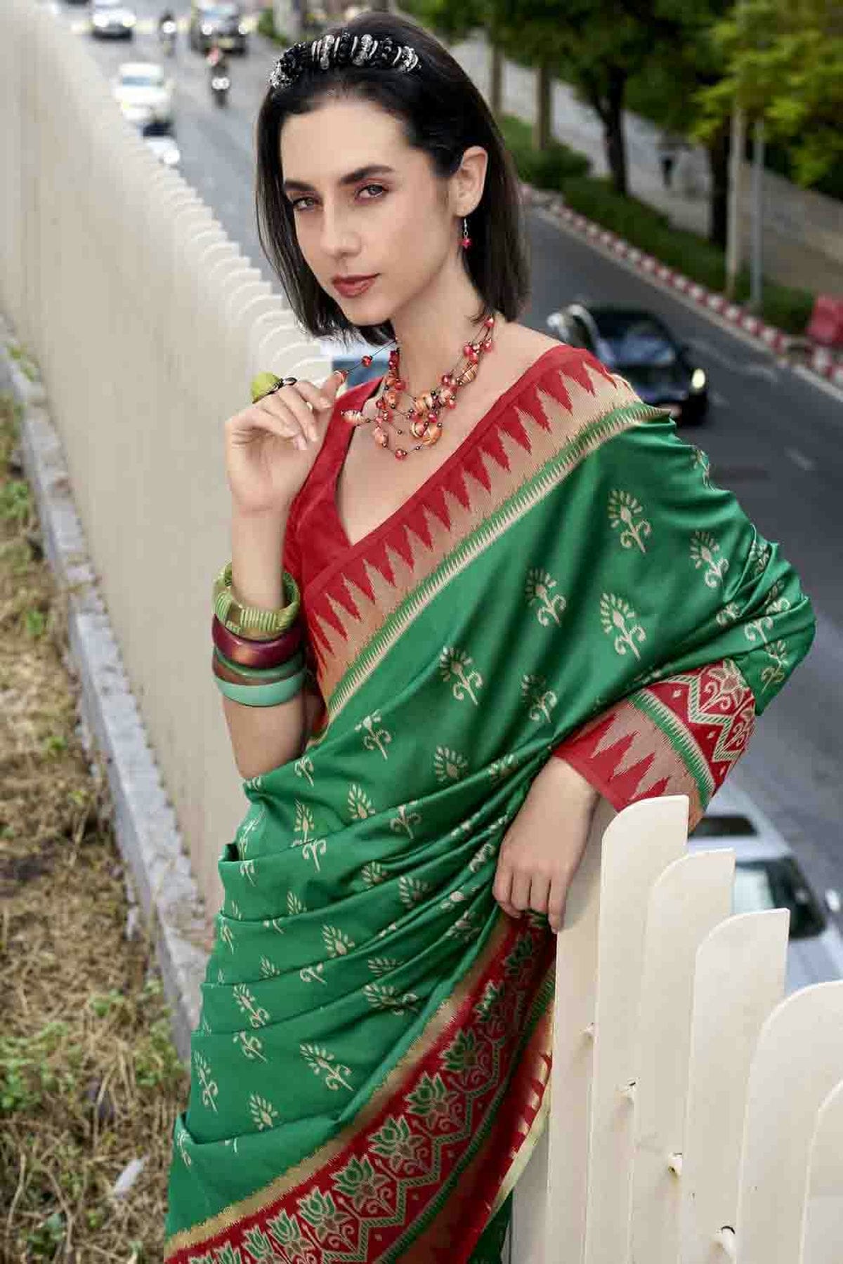 Green Colour Soft Silk Printed Traditional Sarees VSSD1113725