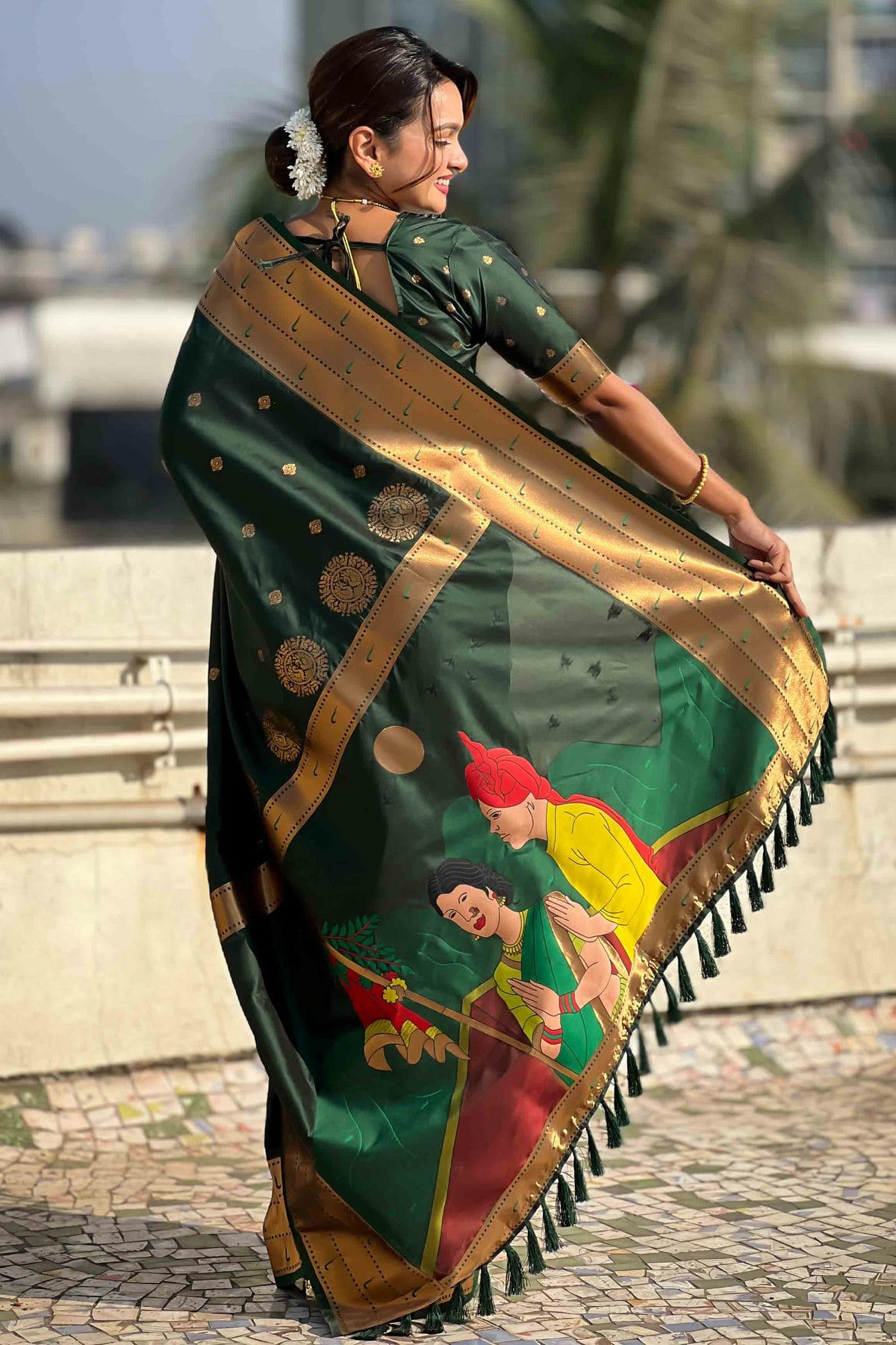Green Colour Soft Silk Traditional Saree