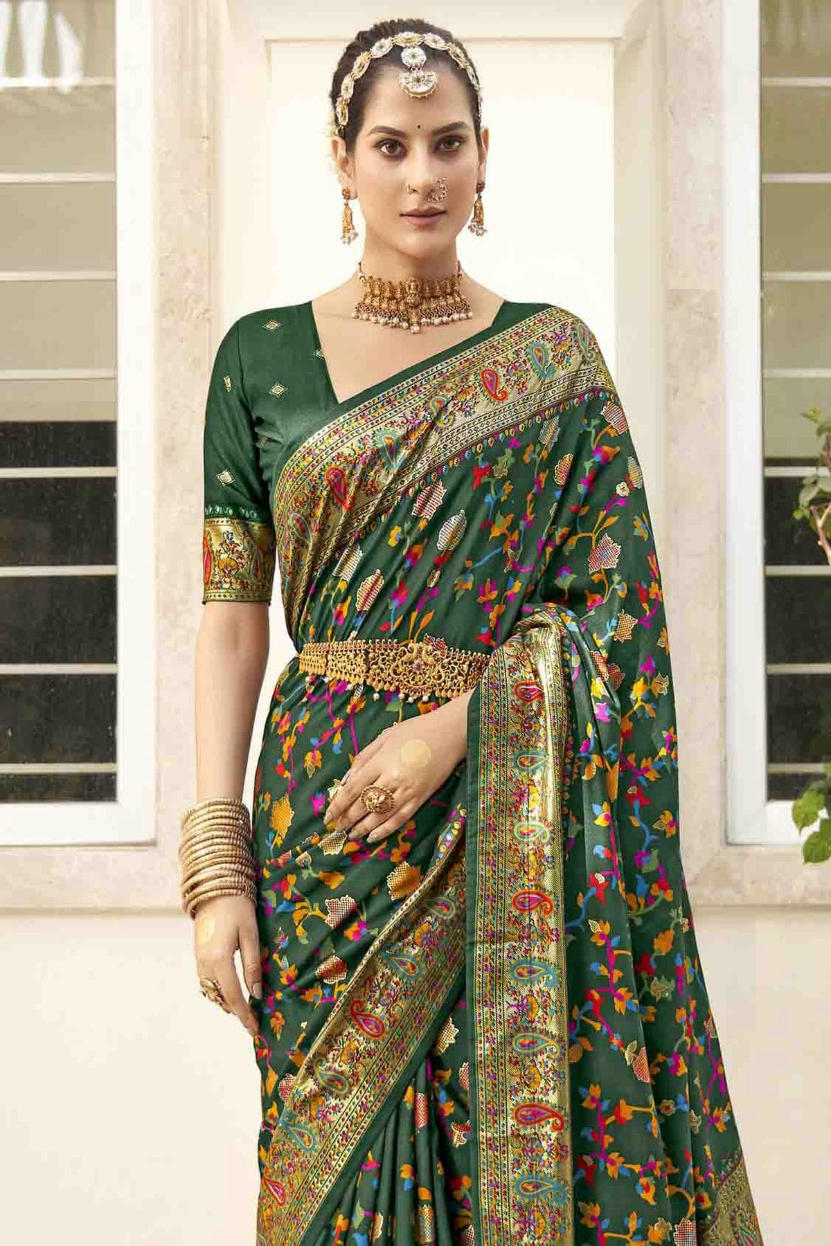 Green Colour Velvet Tussar Silk Floral Printed Traditional Sarees VSSD1113759