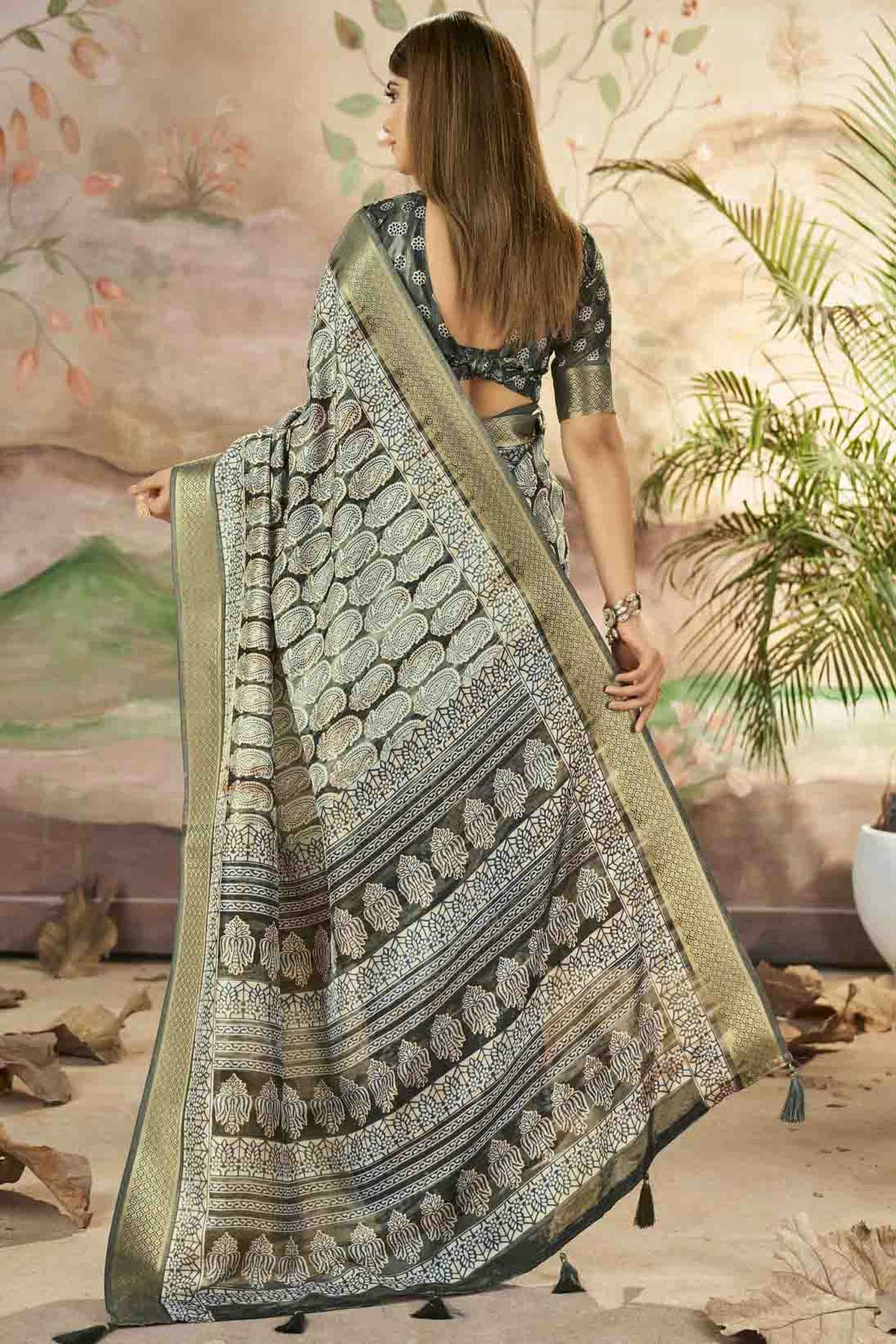 Grey Colour Dola Silk Printed Saree VSSD1113711