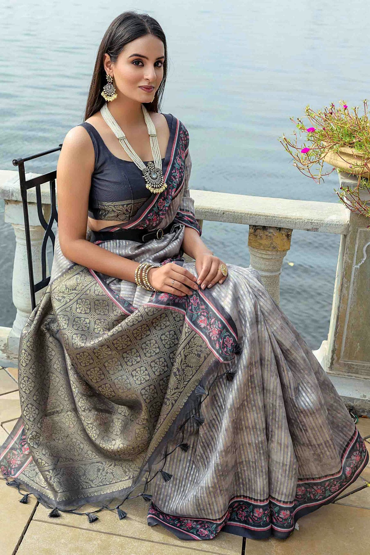 Grey Colour Soft Silk Designer Saree VSSD1113379