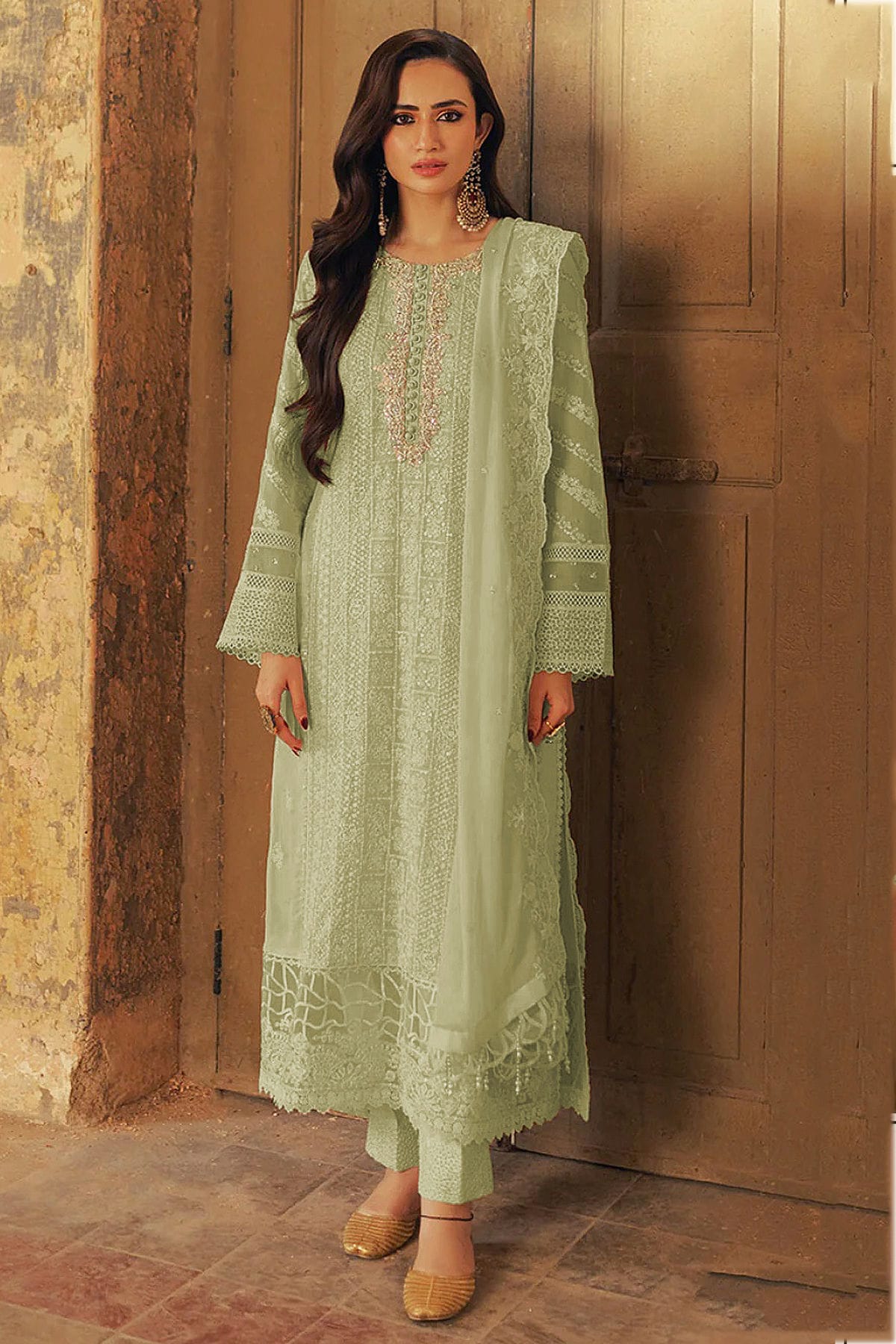 Light Green Georgette Pakistani Suit Light Green Georgette Pakistani Suit
