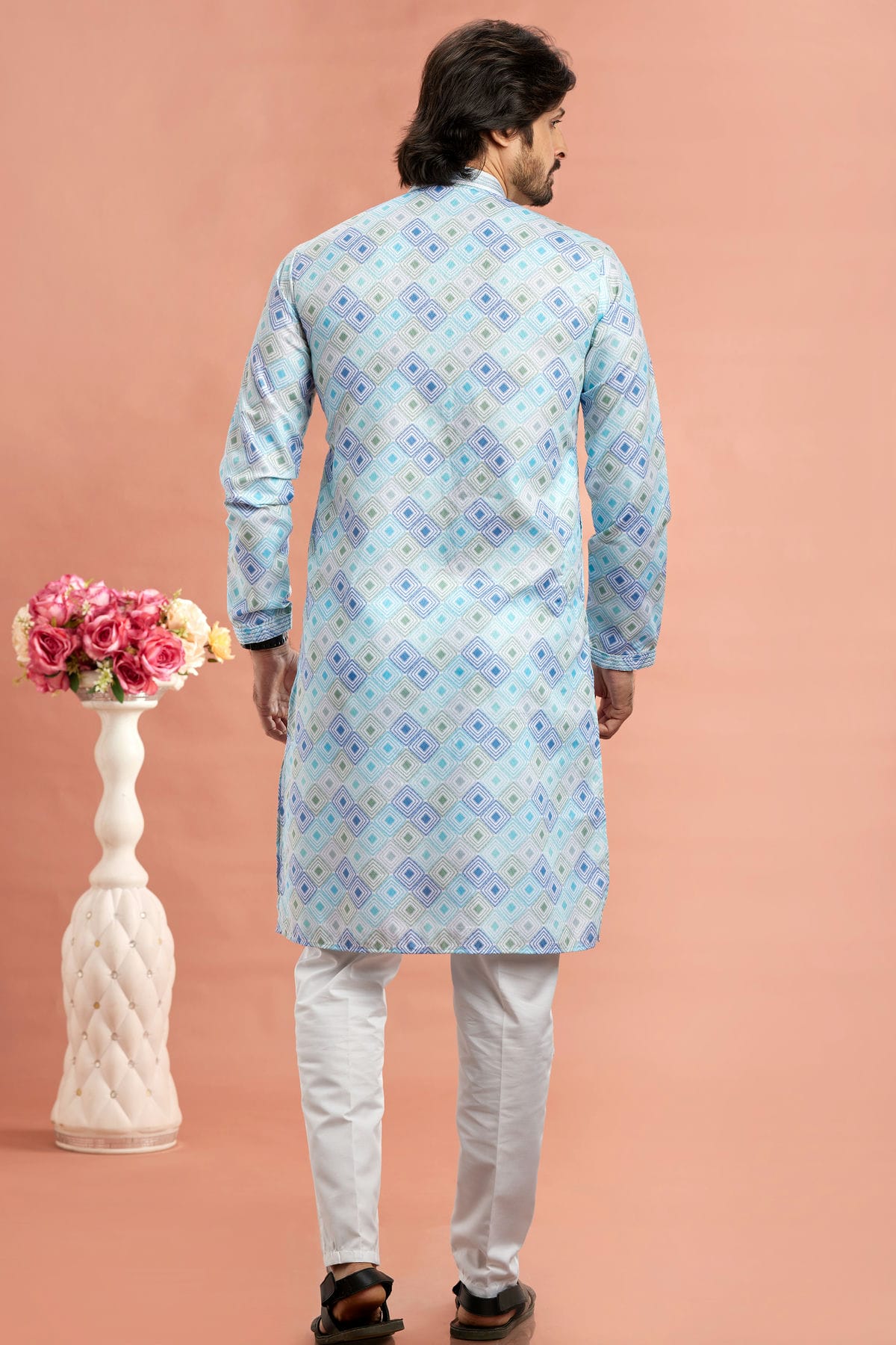 Multicolour Cotton Thread Work Kurta Pajama VSKP1230179