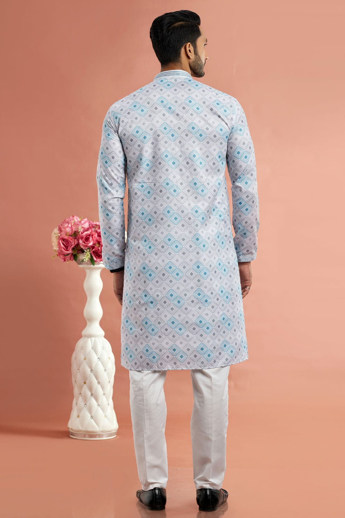 Multicolour Cotton Thread Work Kurta Pajama VSKP1230180