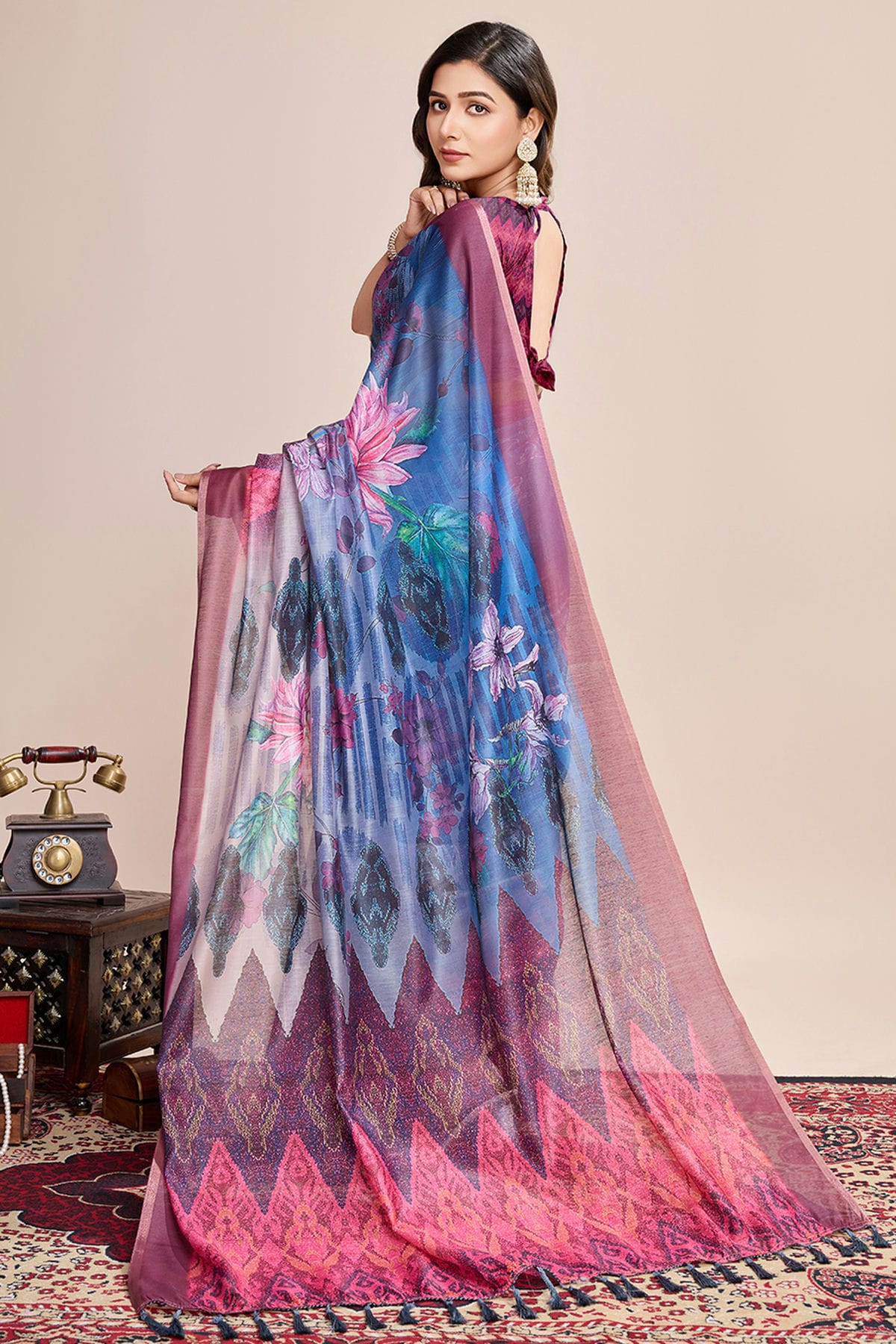 Multicolour Linen Printed Saree VSSD1111812