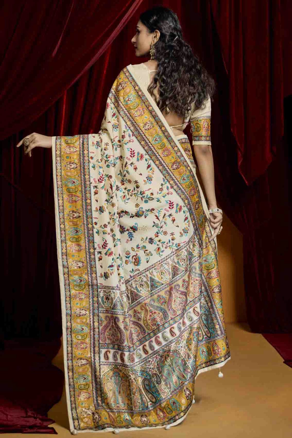 Off White Colour Tussar Silk Paisley Printed Saree VSSD1113717