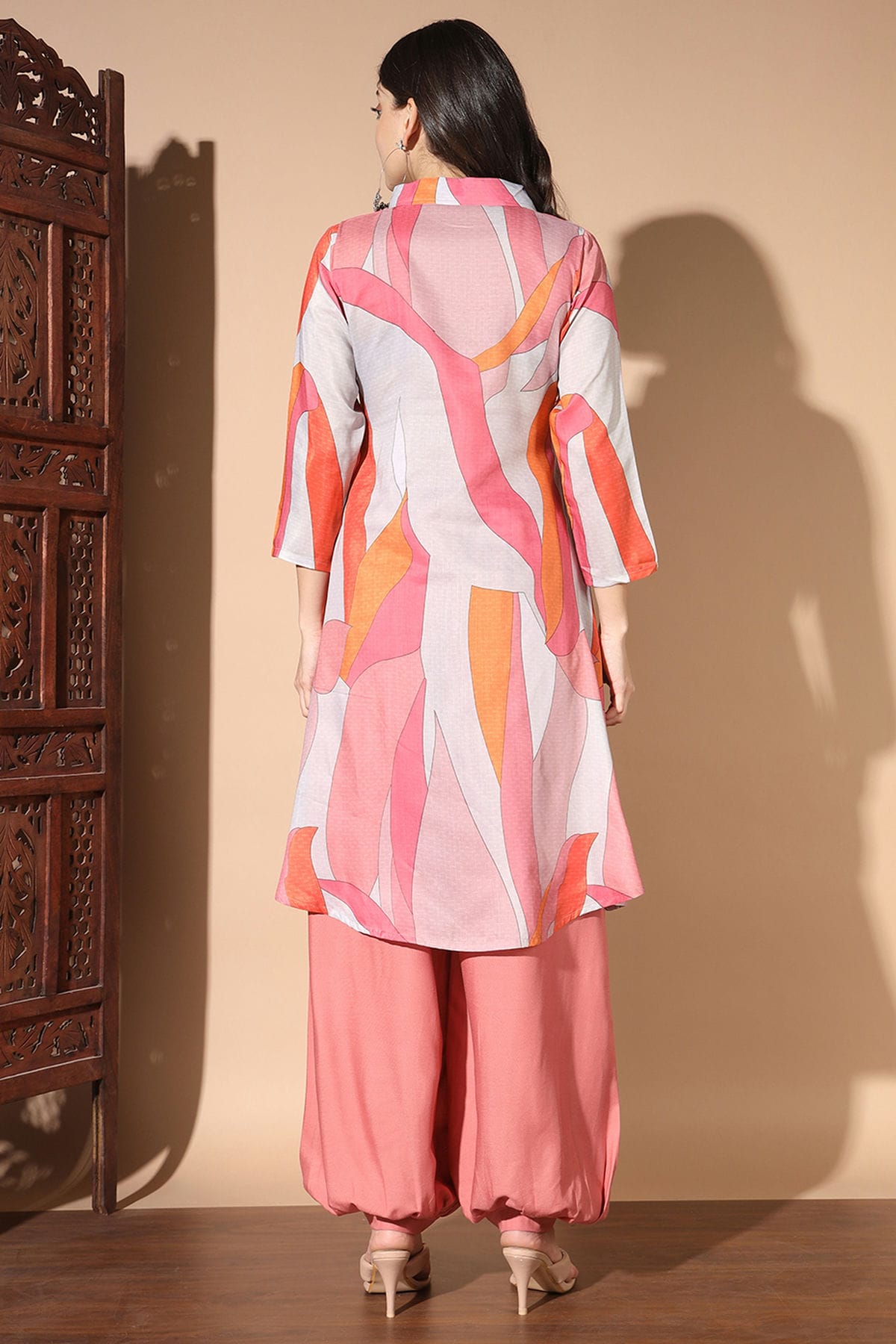 Pink Colour Muslin Kurta And Pant Set VSKR1111298