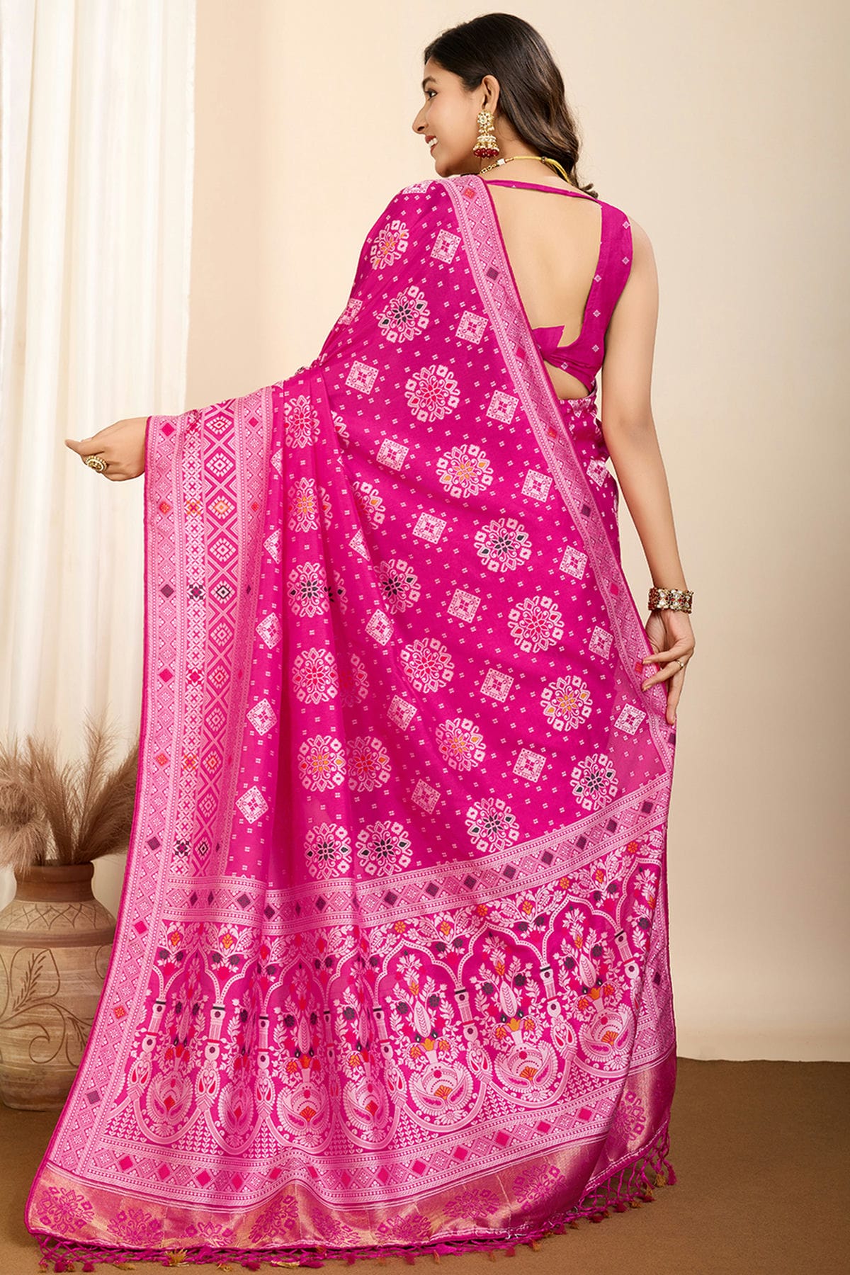 Pink Colour Soft Silk Traditional Saree