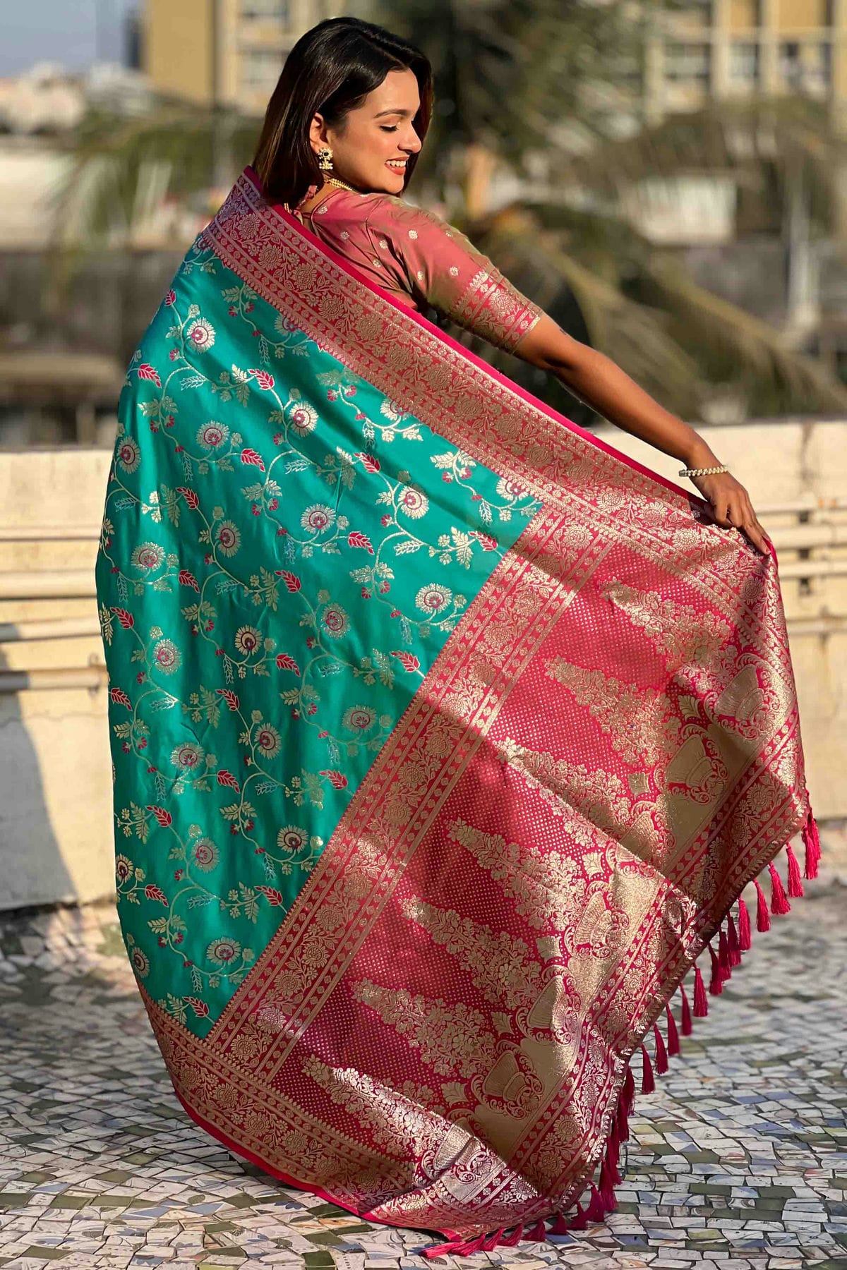 Rama Green Colour Banarasi Silk Meenakari Work Traditional Saree VSSD1113558