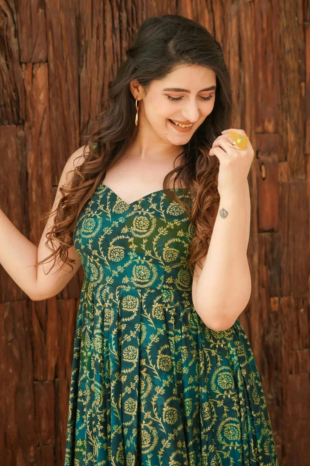 Rayon Readymade Long Gown VSGW1110559