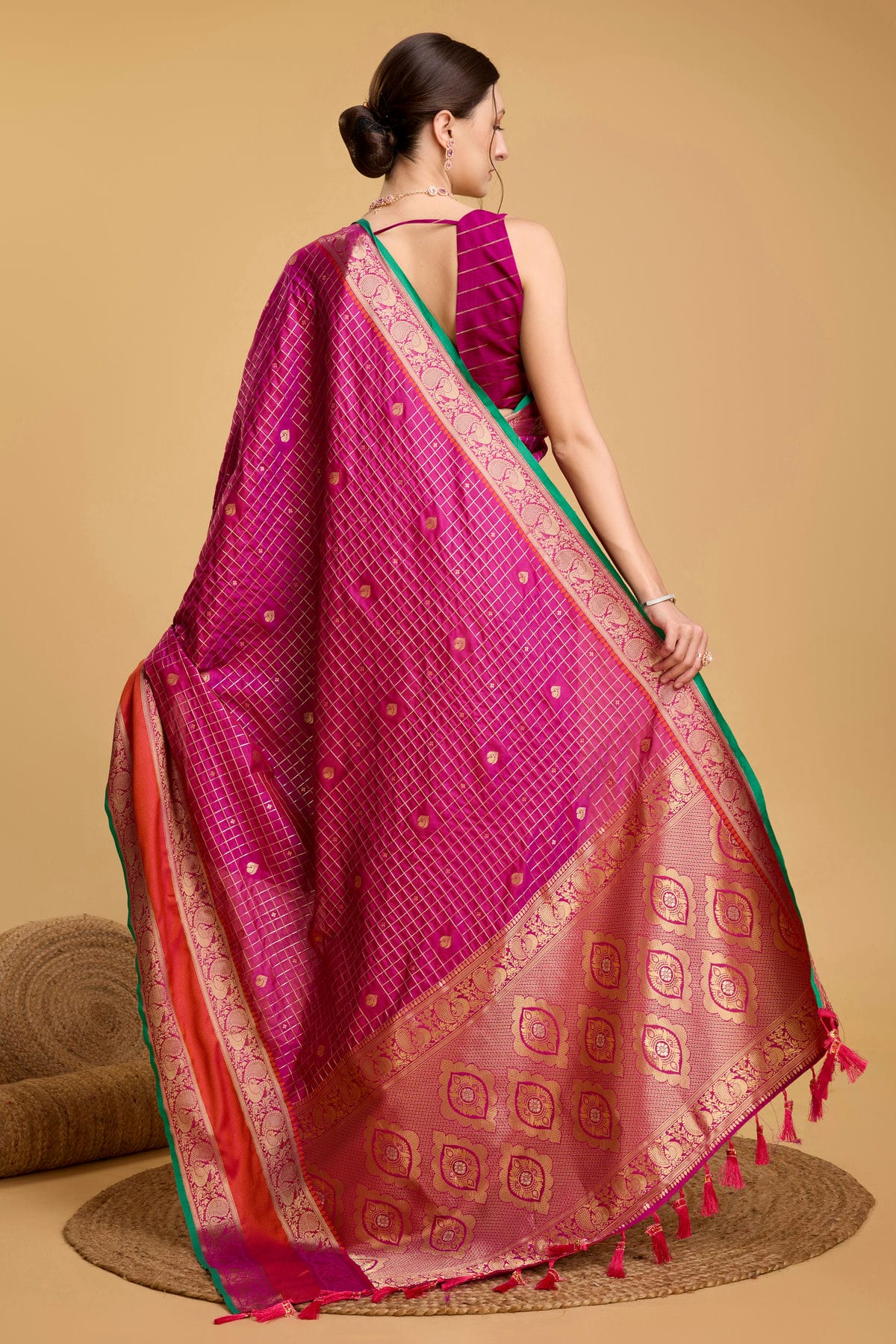 Voilet Colour Silk Saree VSSD1110045