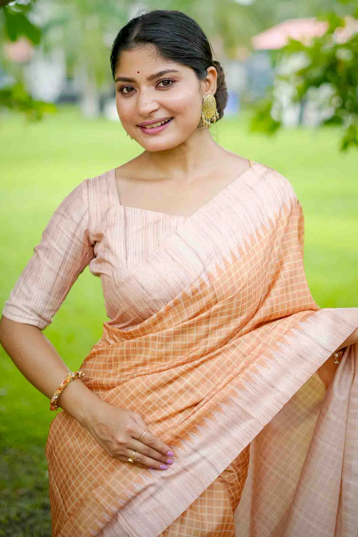 Yellow Colour Tussar Silk Traditional Saree
