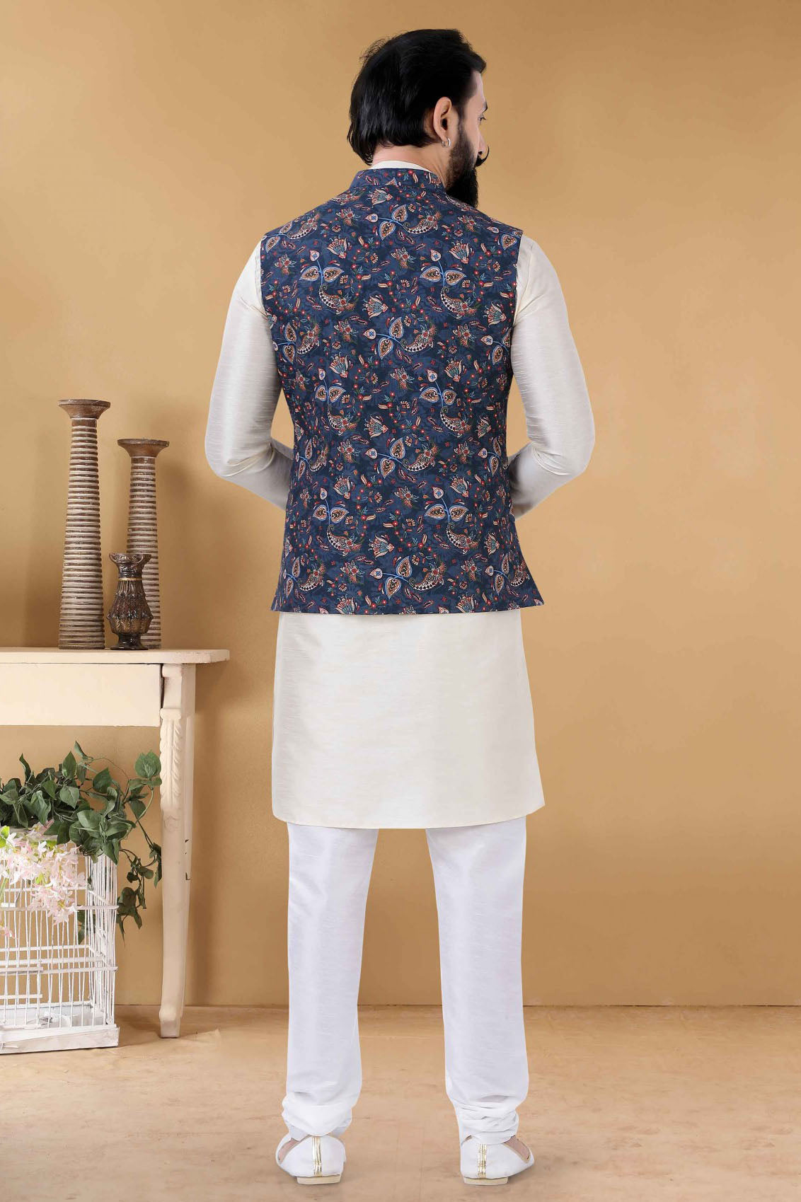 Blue Colour Cotton Kurta Pajama With Jacket VSKP1130089