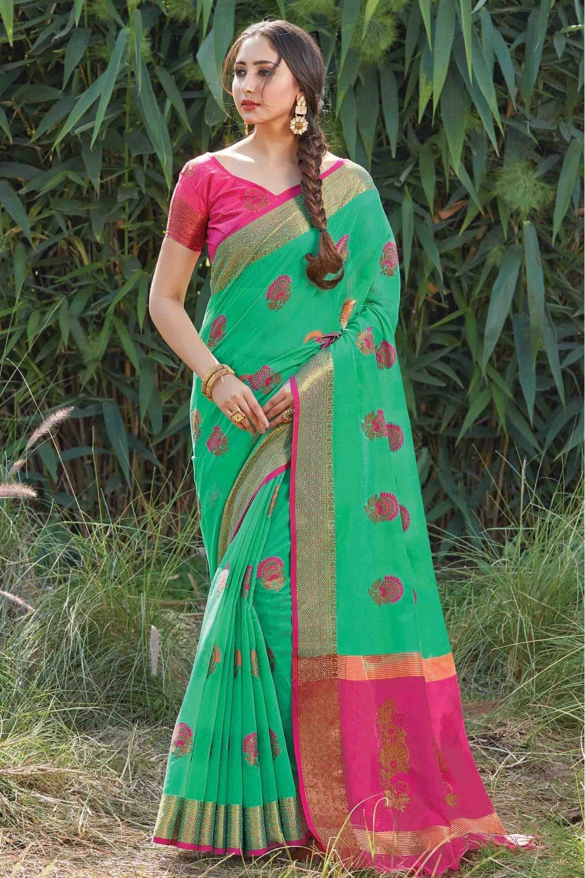 Green Colour Cotton Handloom Traditional Saree VSSD1100050