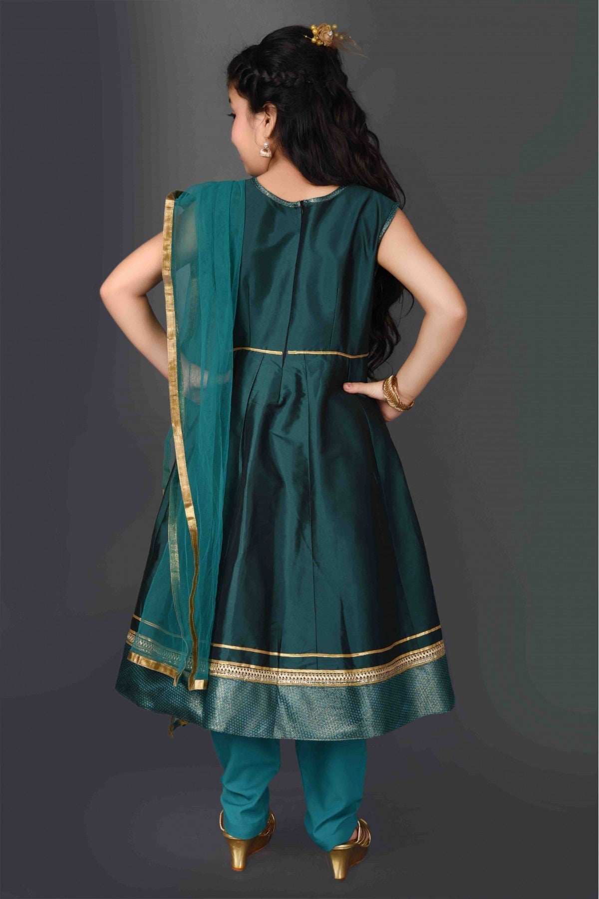 Green Colour Taffeta Embroidery Anarkali Suit VSGW1070049