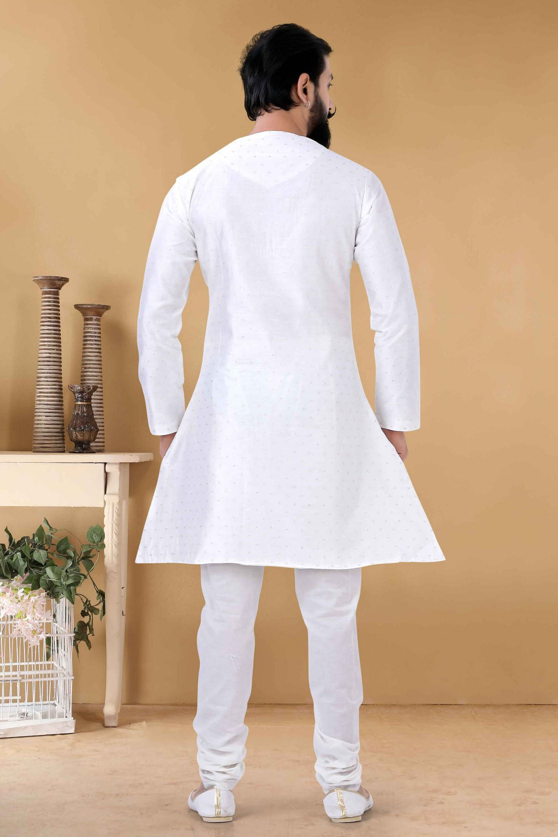 White Colour Silk Kurta Pajama VSKP1130108