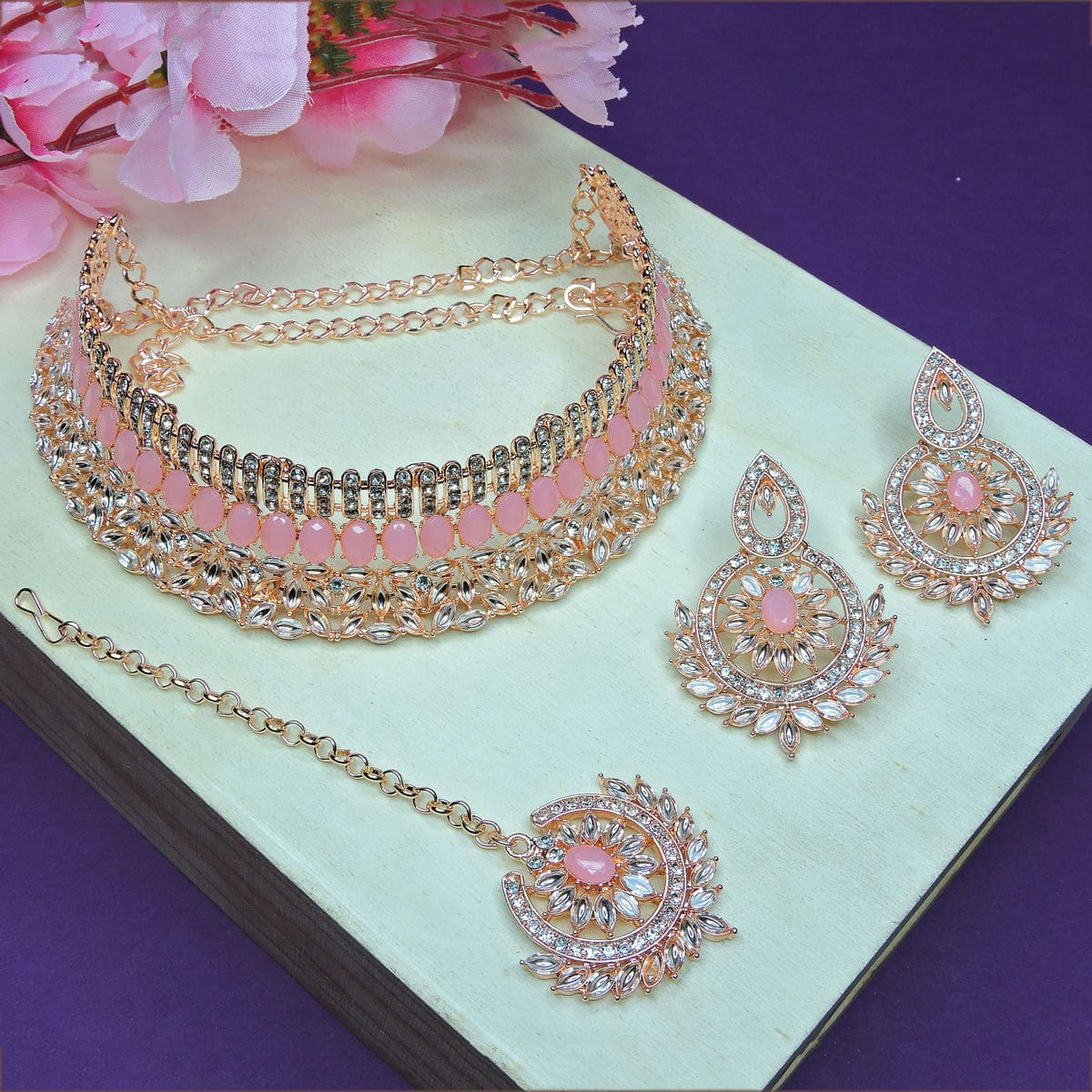Alloy Choker Necklace Set In Pink Colour VSNS1250054