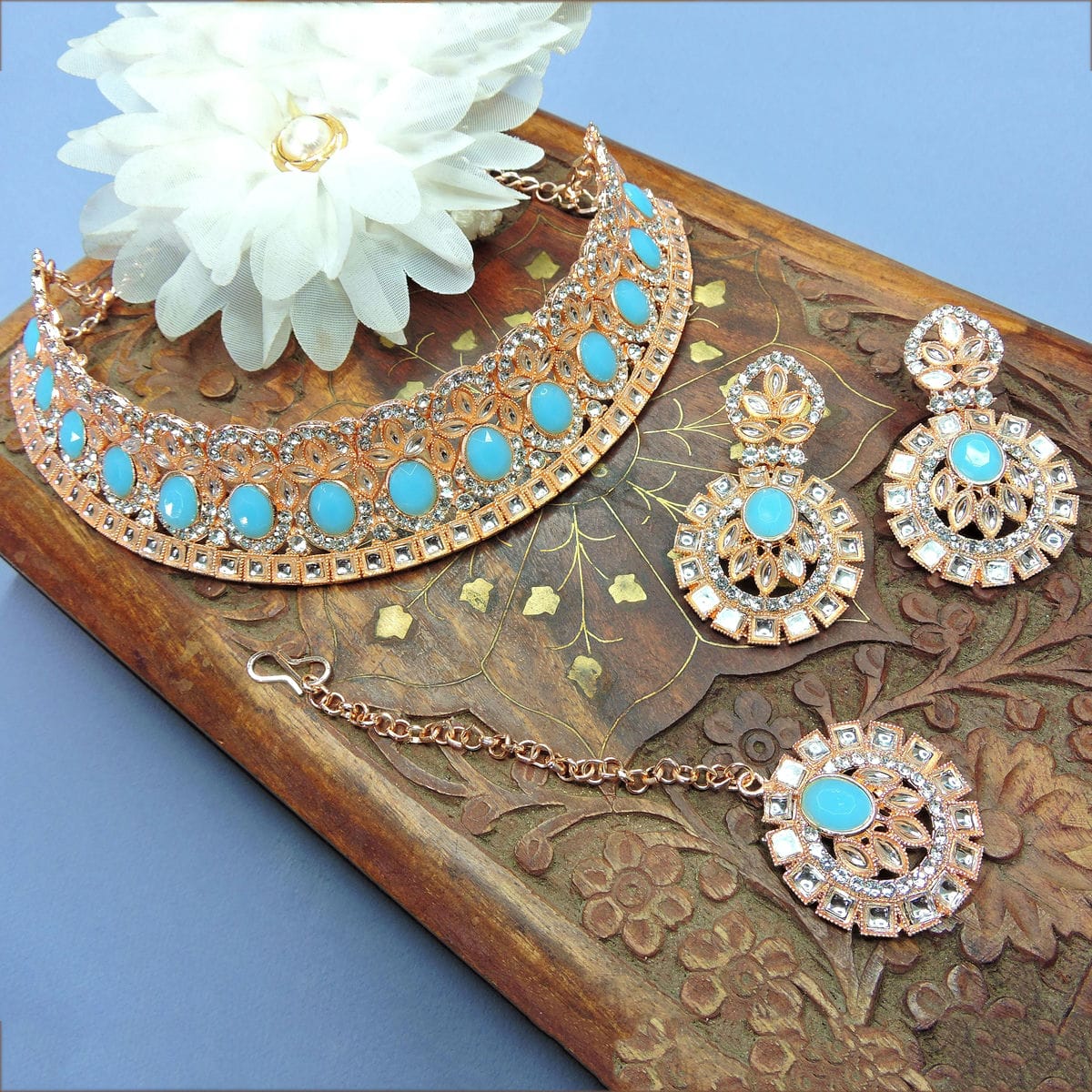 Alloy Choker Necklace Set In Sky Blue Colour VSNS1250061