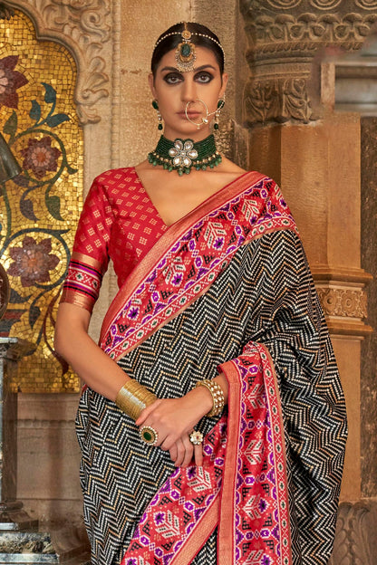 Black Colour Banarasi Silk Saree VSSD1110268