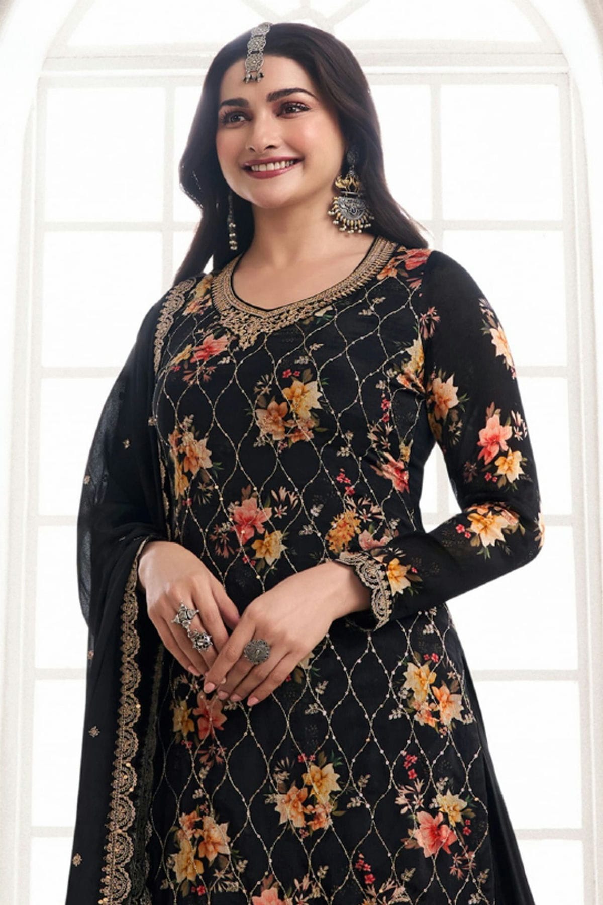 Black Colour Chinon Sharara Suit VSSM1110677