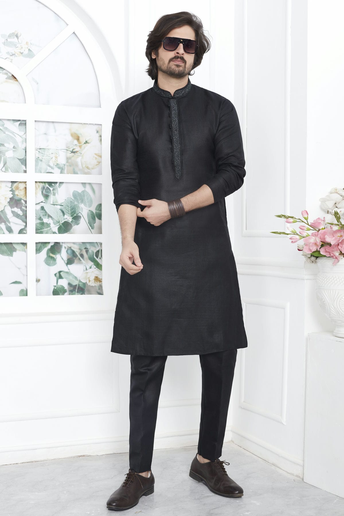 Black Colour Linen Cotton Thread Work Kurta Pajama VSKP1230140