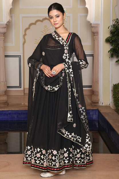Black Colour Semi Stitched Georgette Anarkali Suit VSSM1170033