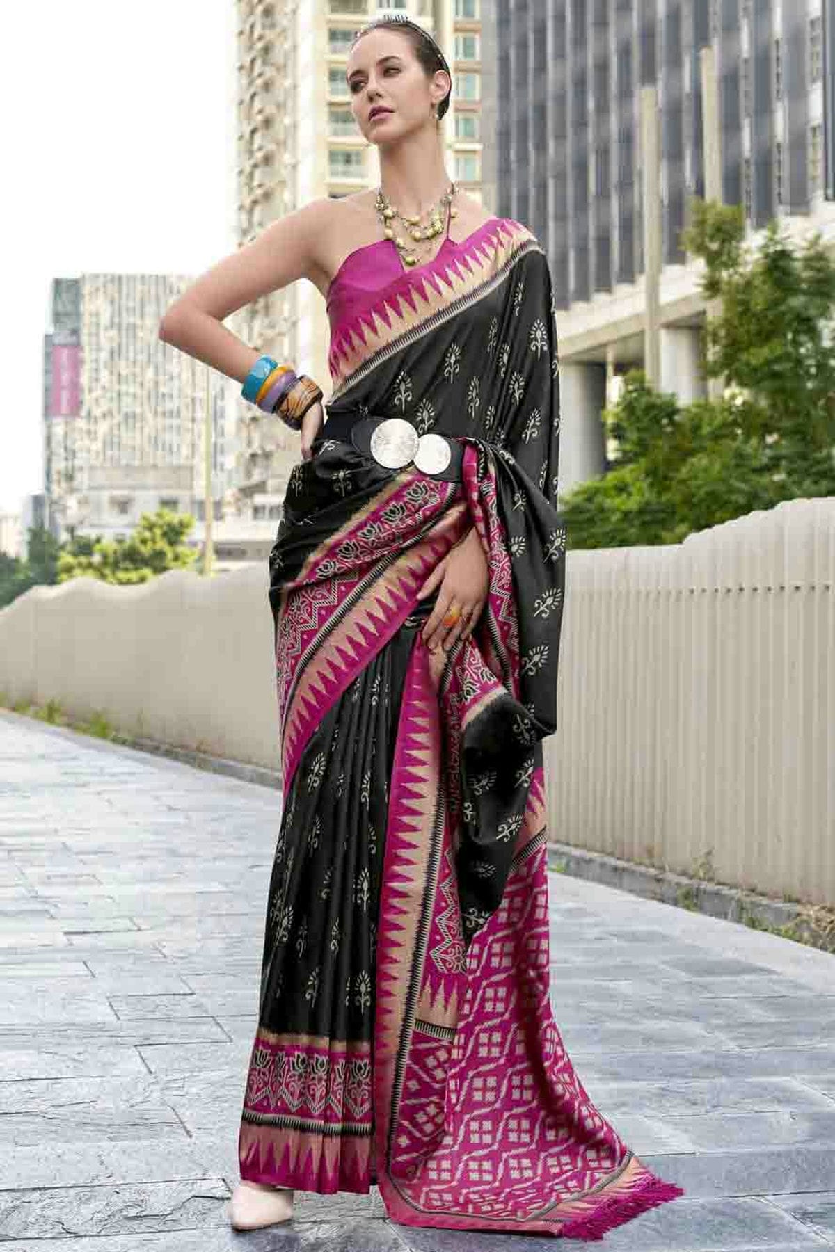 Black Colour Soft Silk Printed Traditional Sarees VSSD1113720
