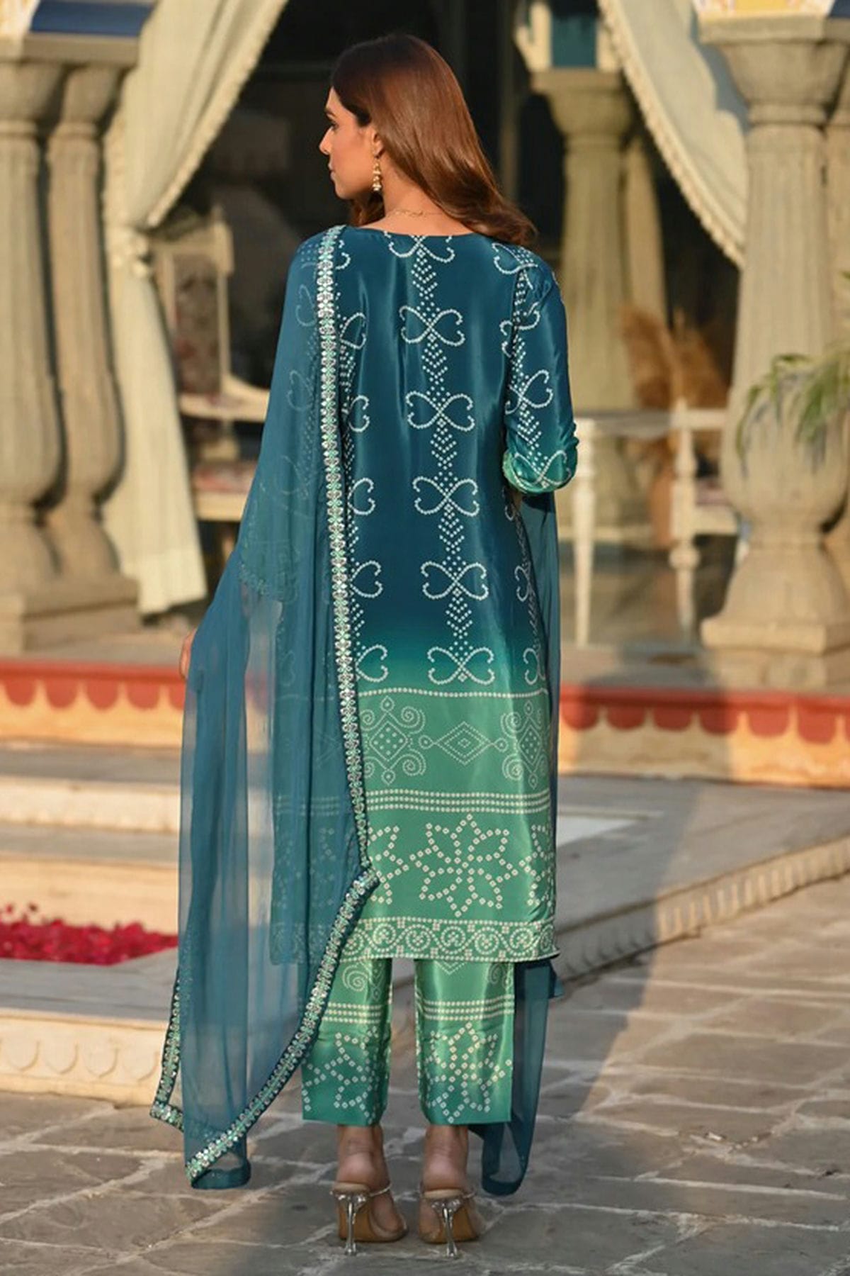 Blue Colour Chinon Stitched Suit