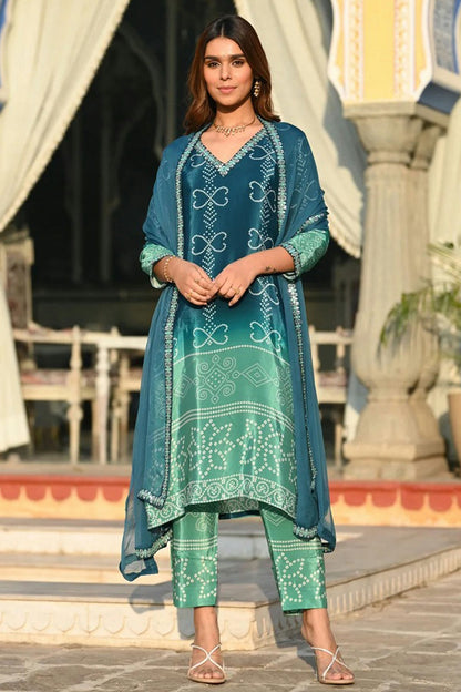 Blue Colour Chinon Stitched Suit