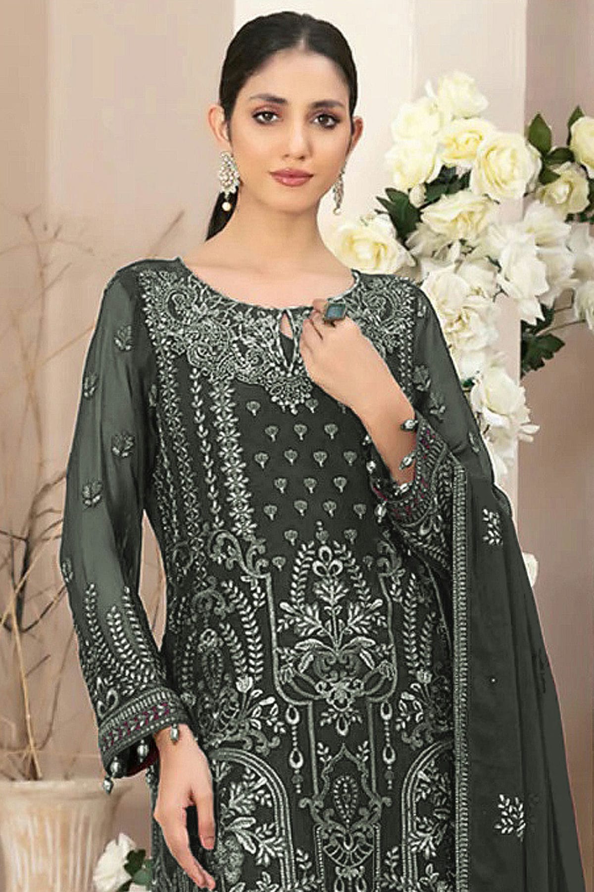 Shop Green SemiStitched Georgette Pakistani Suit vastradi.com Shop Green SemiStitched Georgette Pakistani Suit vastradi.com