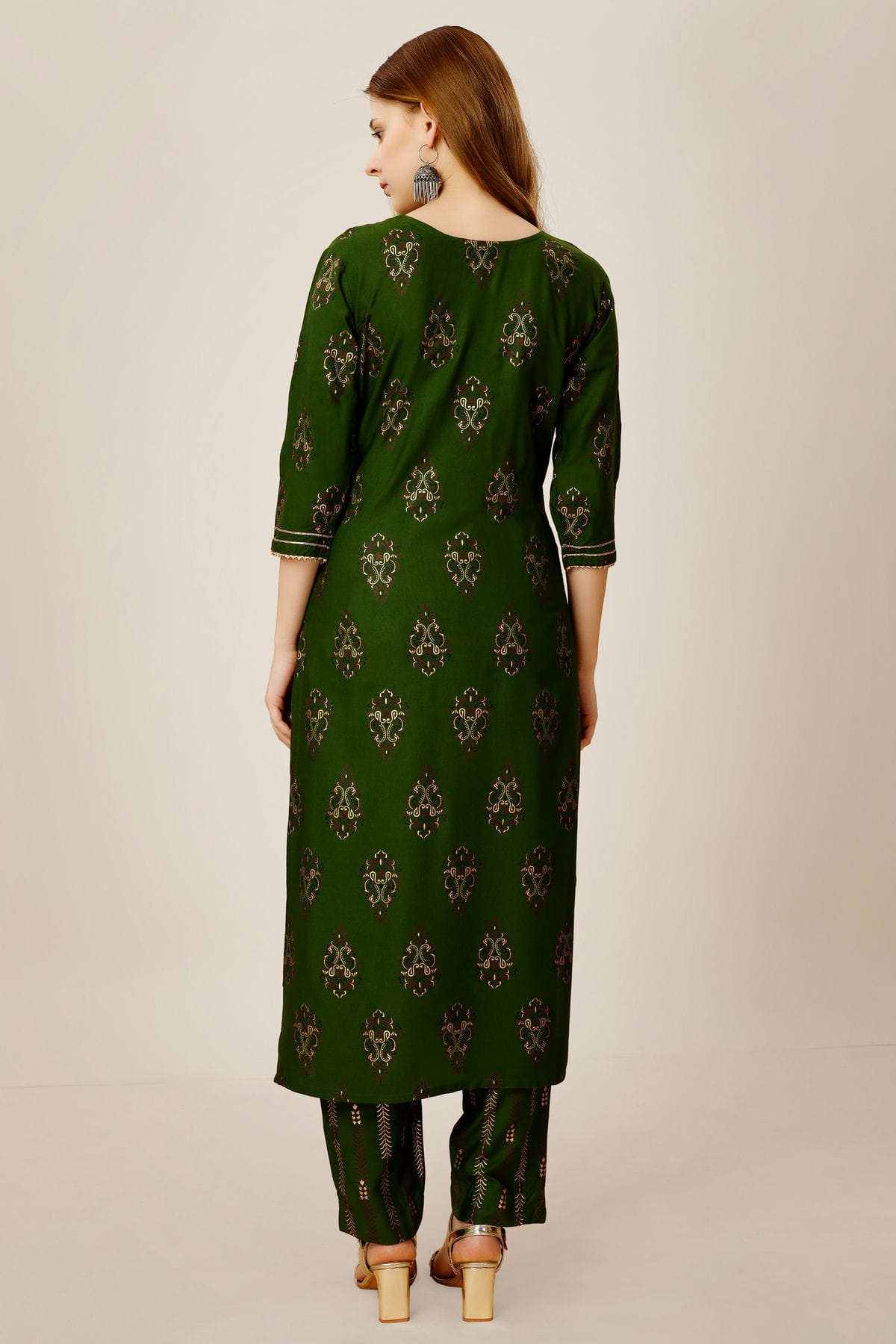 Green Colour Rayon Kurta And Pant Set VSKR1111306