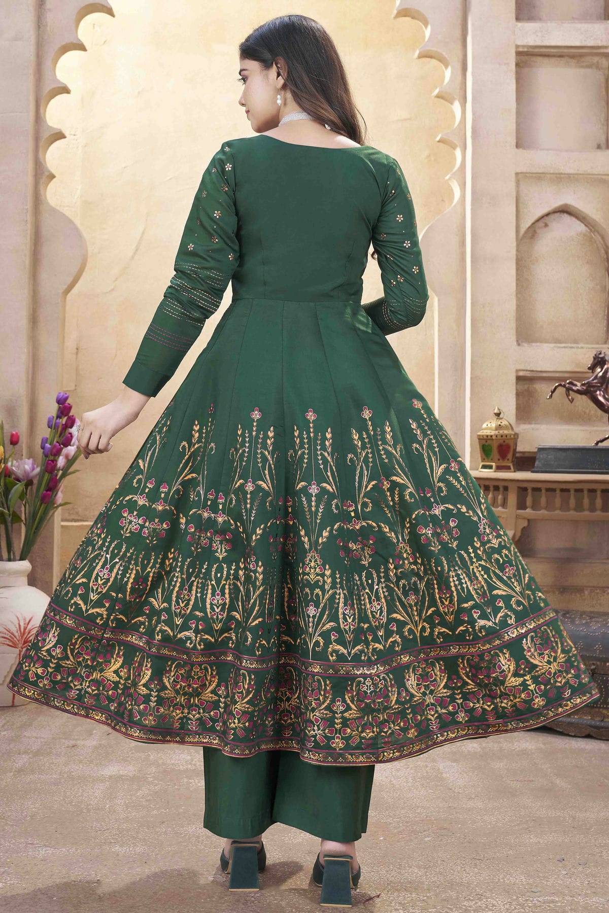 Green Colour Roman Silk Stitched Suit