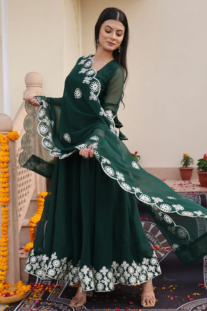 Green Colour Semi Stitched Georgette Anarkali Suit VSSM1170030