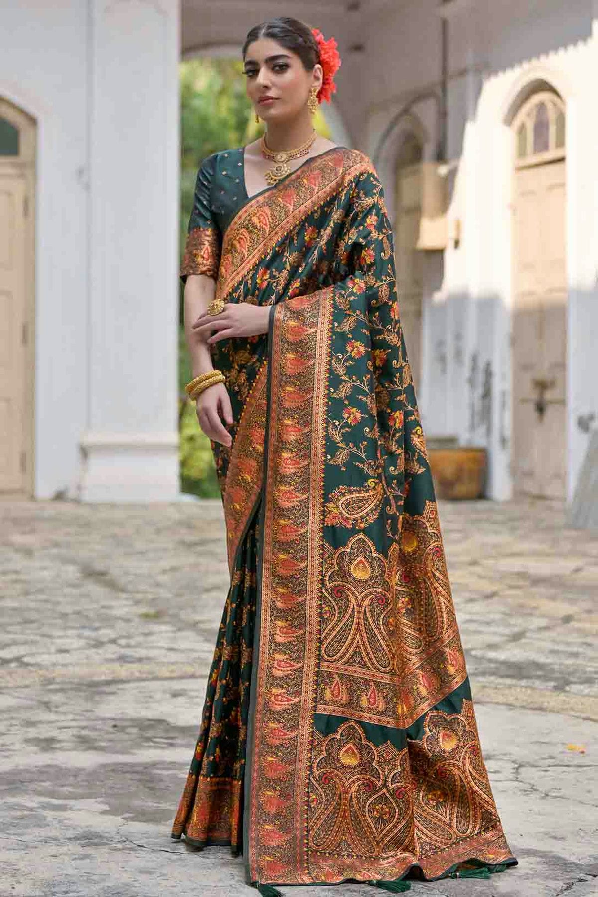 Green Colour Silk Traditional Saree
