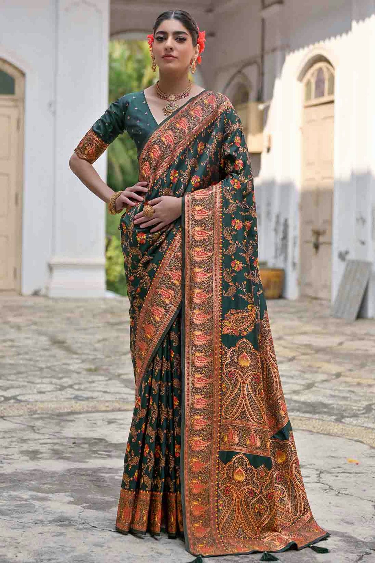 Green Colour Silk Traditional Saree VSSD1260046