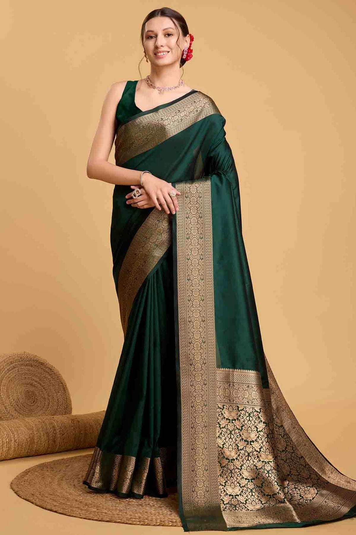 Green Colour Soft Silk Traditional Saree VSSD1112824