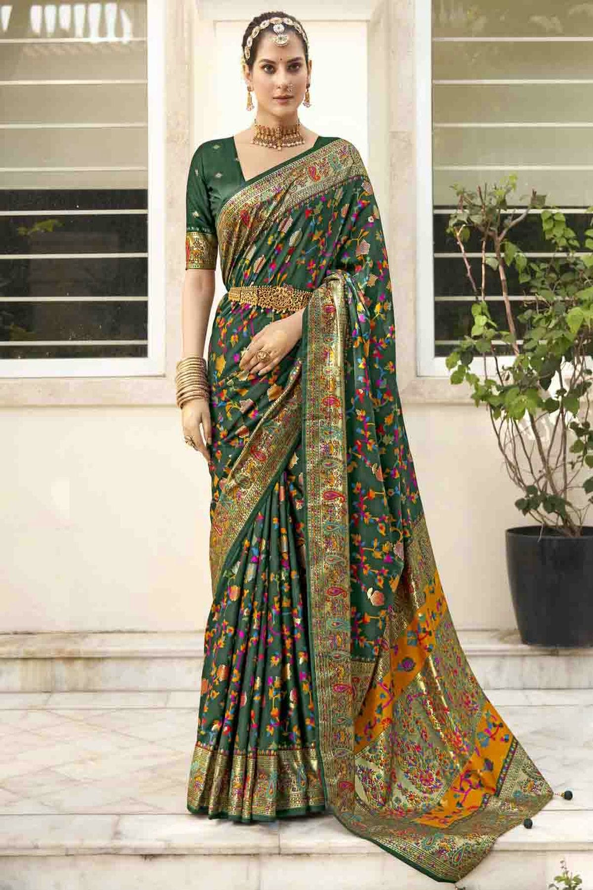 Green Colour Velvet Tussar Silk Floral Printed Traditional Sarees VSSD1113759
