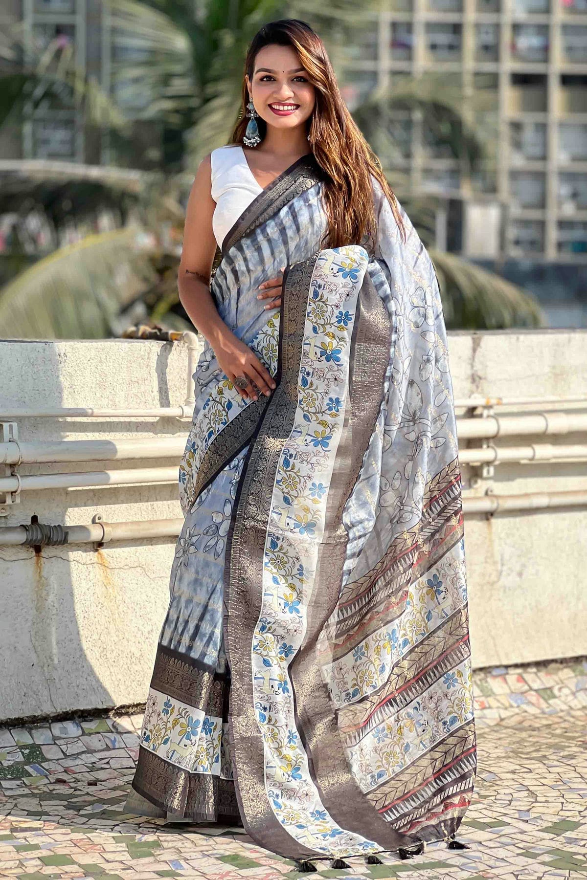 Grey Colour Chanderi Crush Printed Saree VSSD1112818