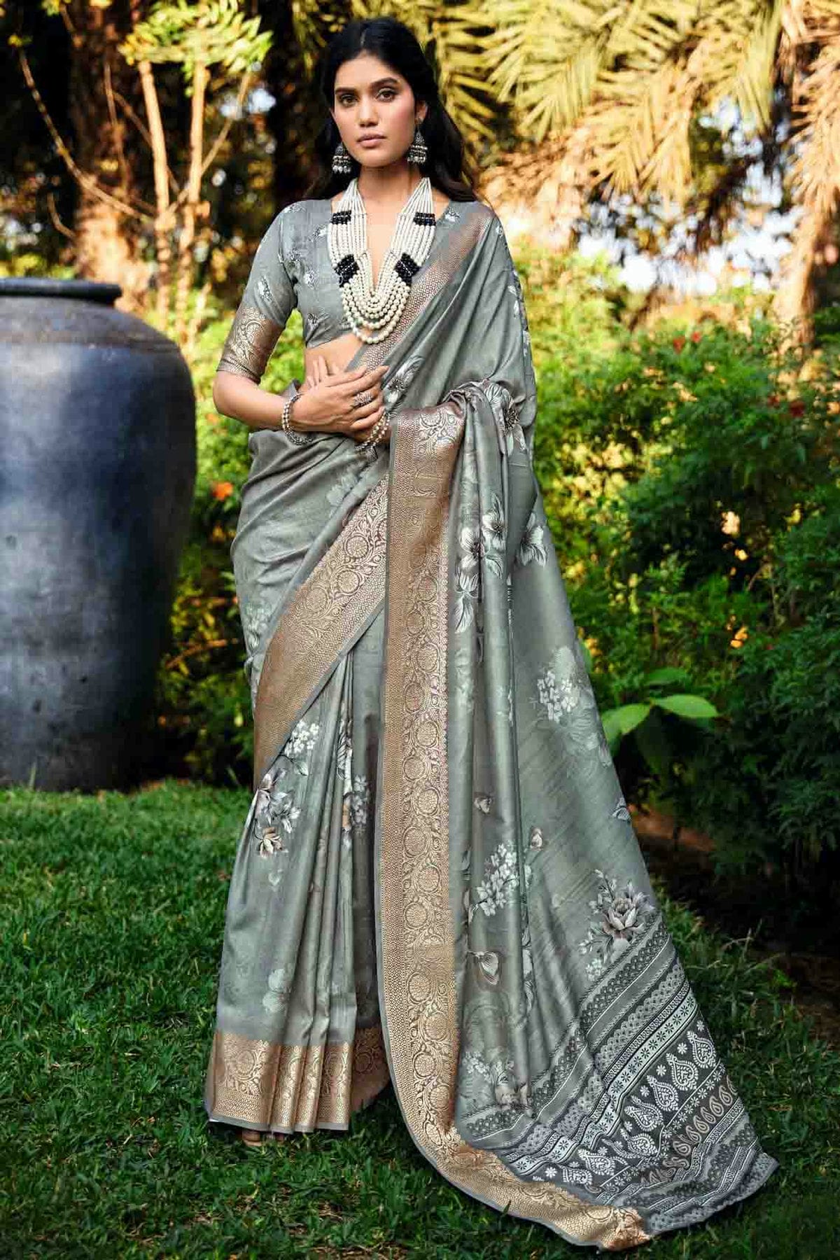 Grey Colour Cotton Silk Digital Floral Printed Saree VSSD1113767